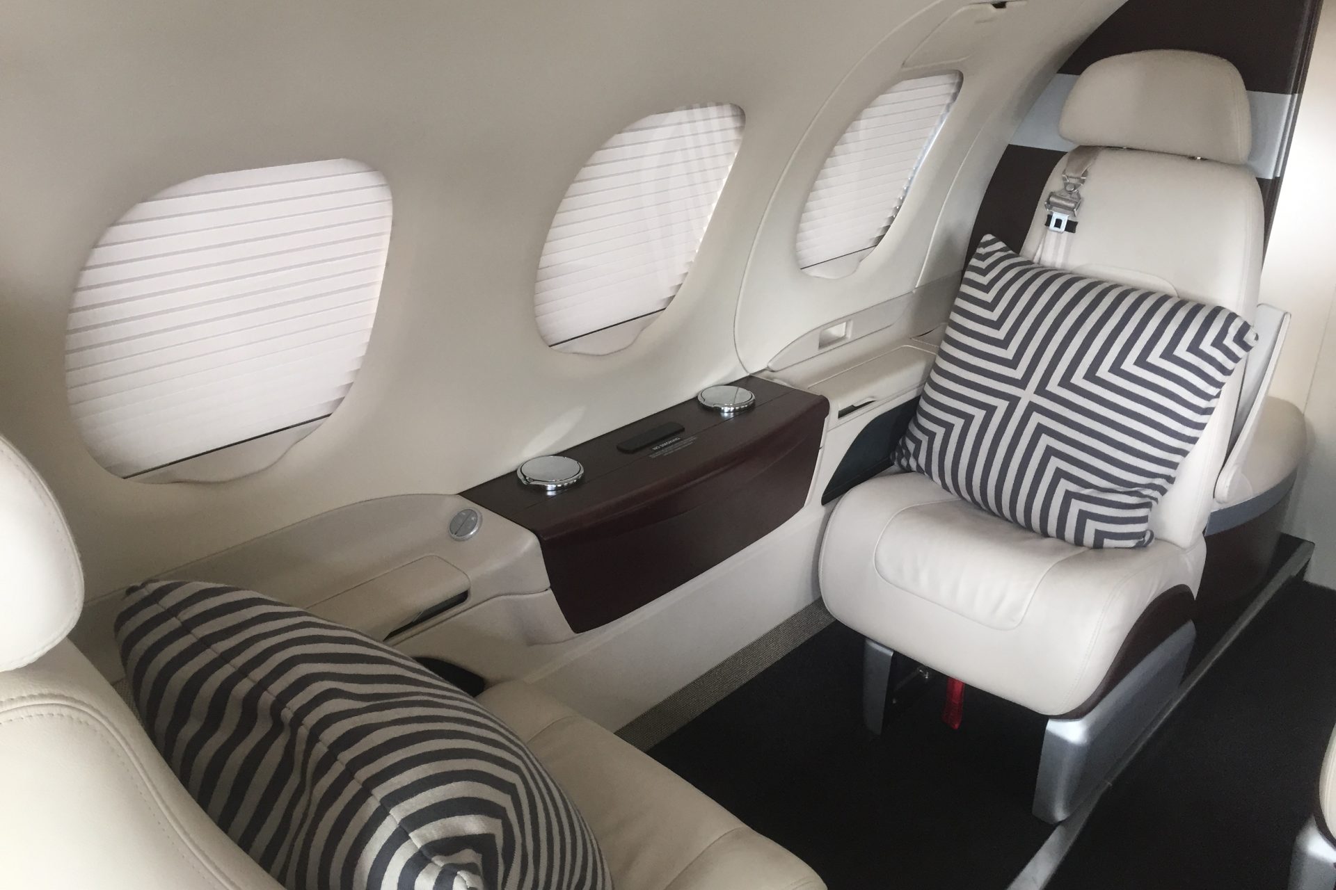 aereo d'affari Embraer Phenom 100